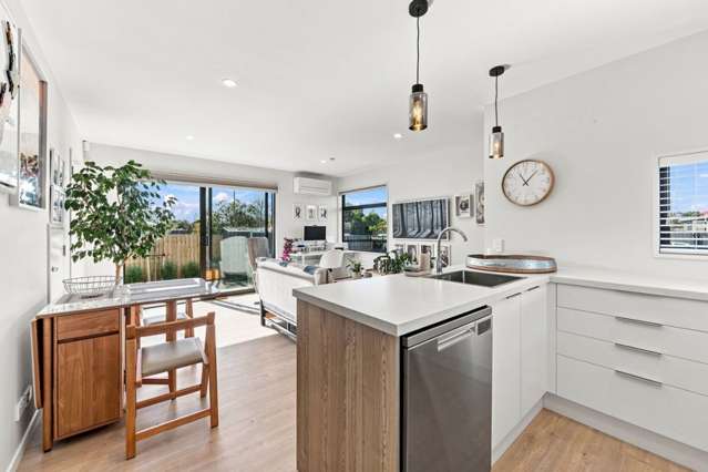 High Tech Town House with all the Extras