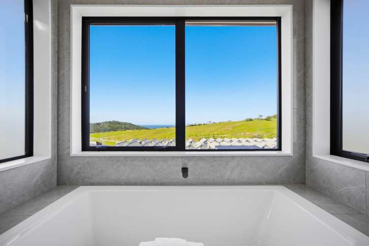 57 Matangi View Drive Orewa_20