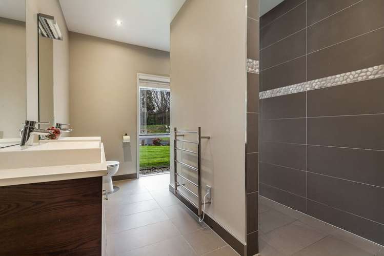 431 Glenbrook Road Kingseat_12