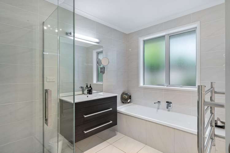 15 Seaview Crescent Hatfields Beach_20