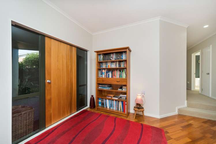 8 Greenwood Place Fitzherbert_24