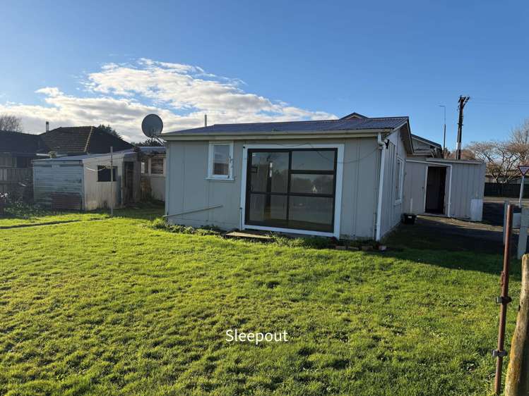 12 Christian Street Dannevirke_21