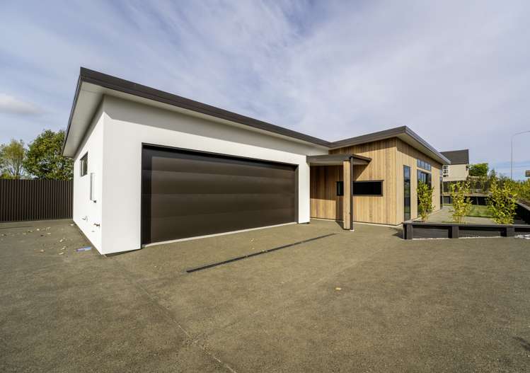 61 Meadowstone Street Gleniti_3