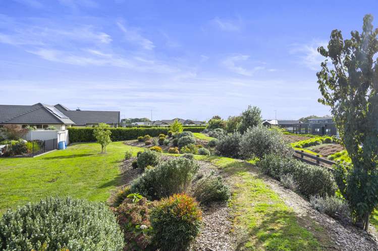 44 Baxter Michael Crescent Cambridge_26