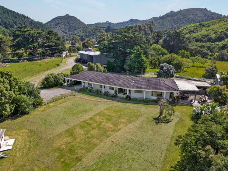 5527 Masterton Castlepoint Road Masterton_9