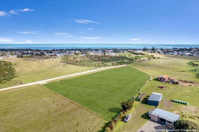 Title issued - Country charm, coastal calm