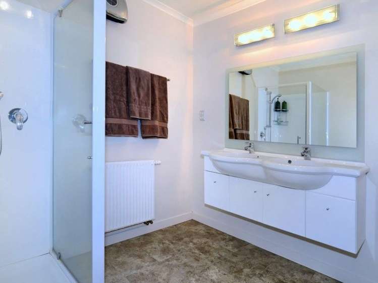 6 Mchugh Crescent Darfield_8