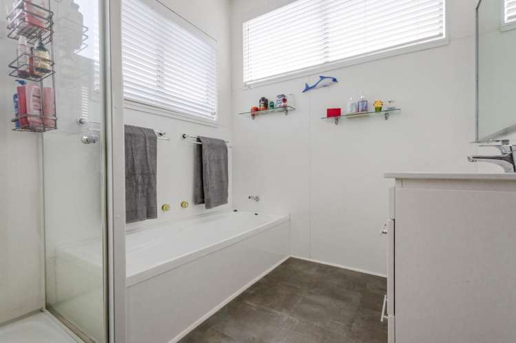 79 Livingstone Street Hokitika_17