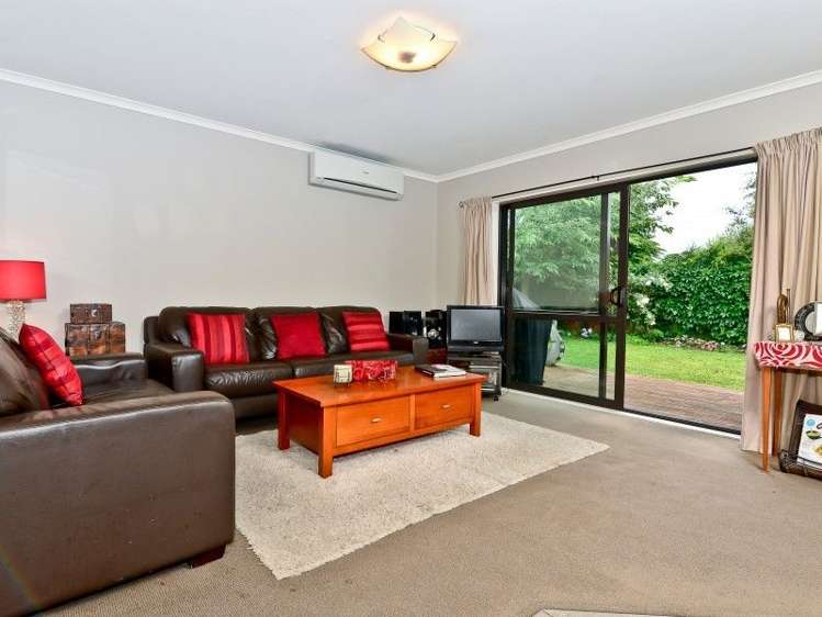 4 Alderwick Place Rototuna North_1