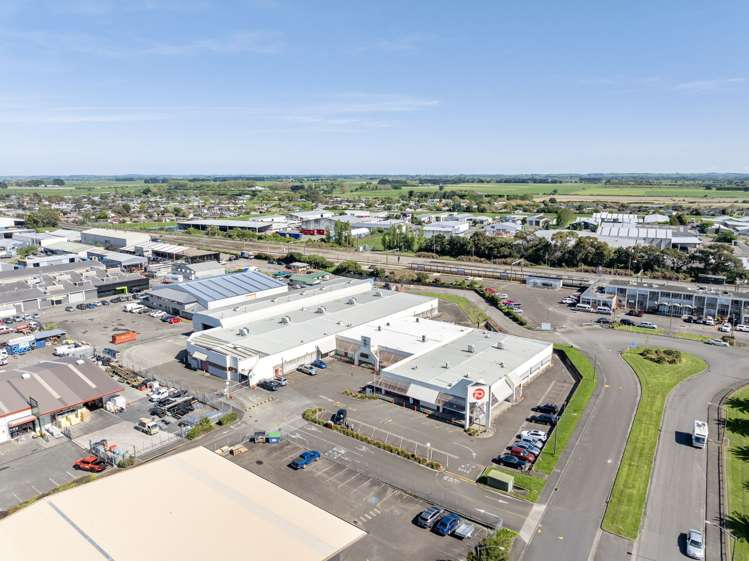 9 Matthews Avenue Takaro_4