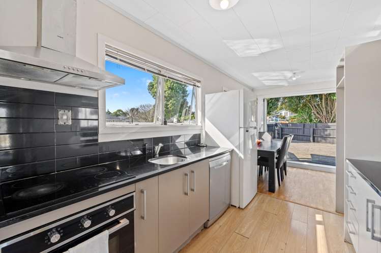 39 Burbank Avenue_4