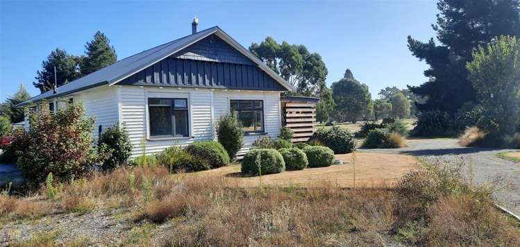 680 McLeans Island Road_0