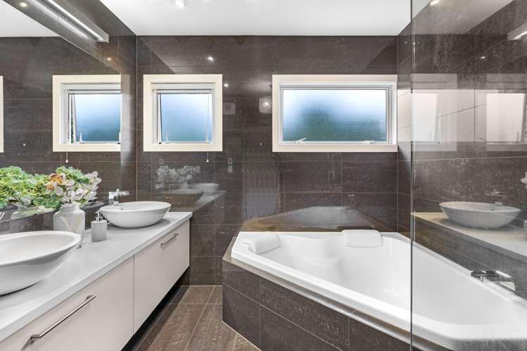 94 Norman Lesser Drive Saint Johns_16