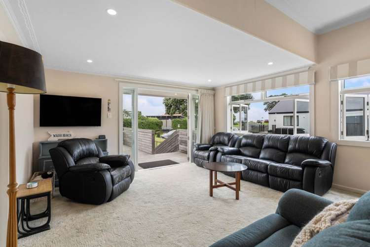 9 Hinemoa Road Waihi Beach_16