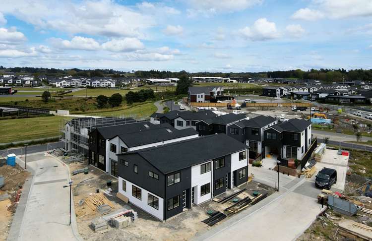 1/75 Te Taruna Drive_0