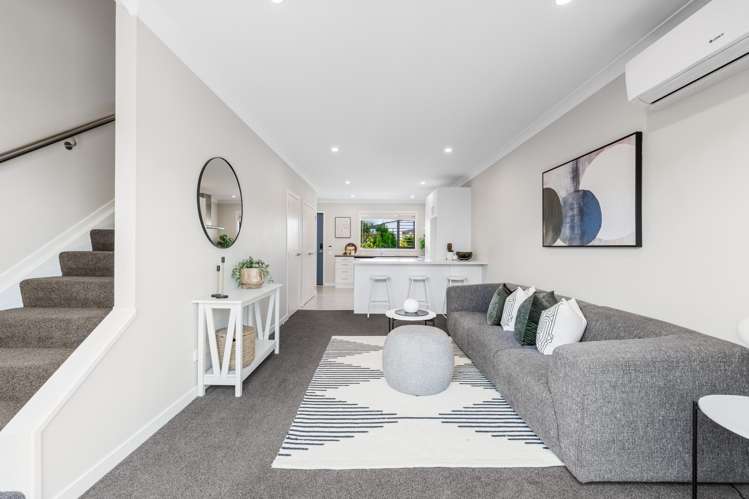 65 Glidepath Road Hobsonville_6