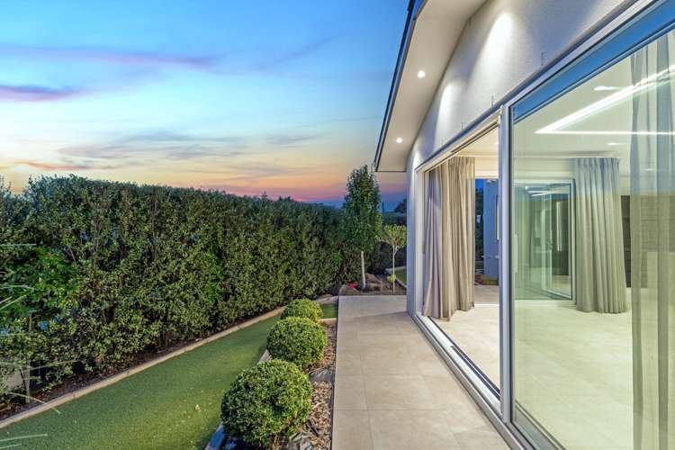 11 Henry Blyth Lane Greenhithe_69