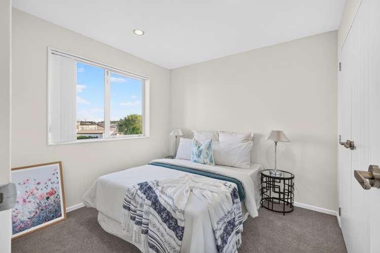 62 Pencaitland Drive Flat Bush_11