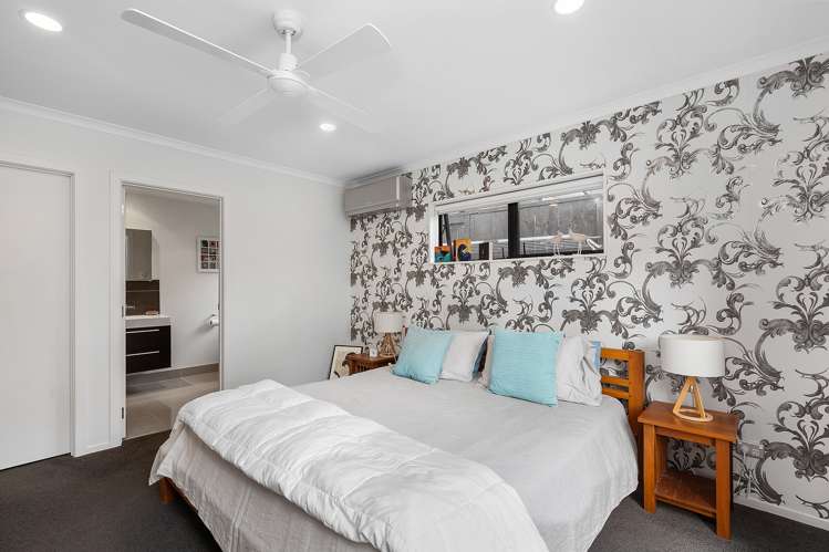 37 Alpers Ridge Leamington_14