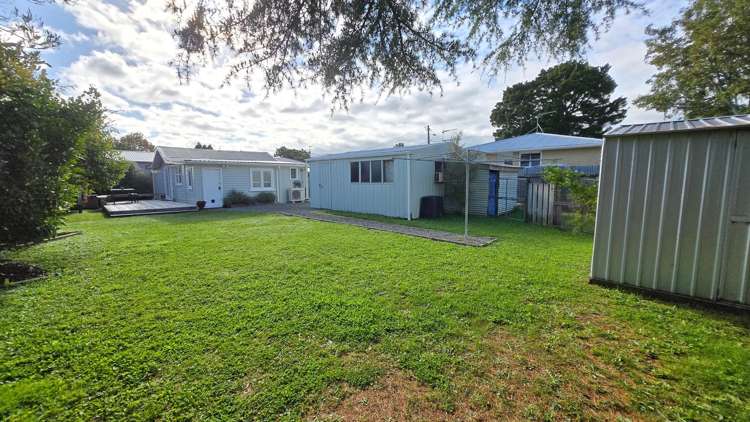  A/12 Islington Street Trentham_11