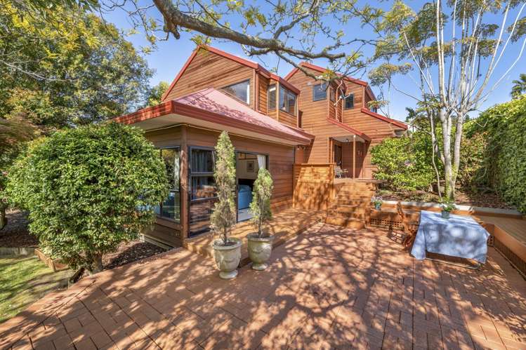 90 Haseler Crescent Mellons Bay_12