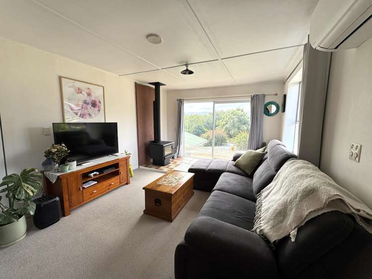 9 Cargill Street Owaka_19