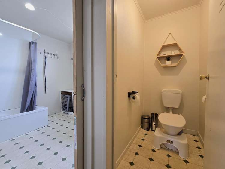 219 Hampden Street Hokitika_18