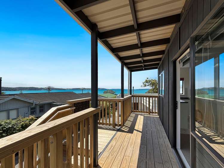  3 Virginia Circus Snells Beach_7