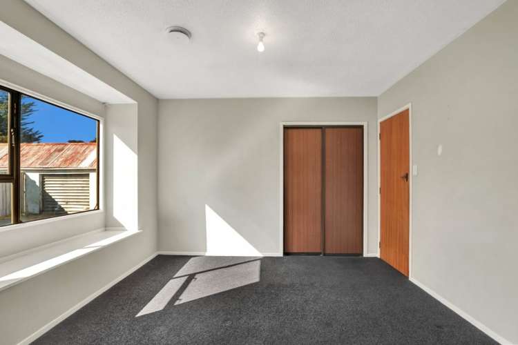 2/114 Randolph Street Woolston_14
