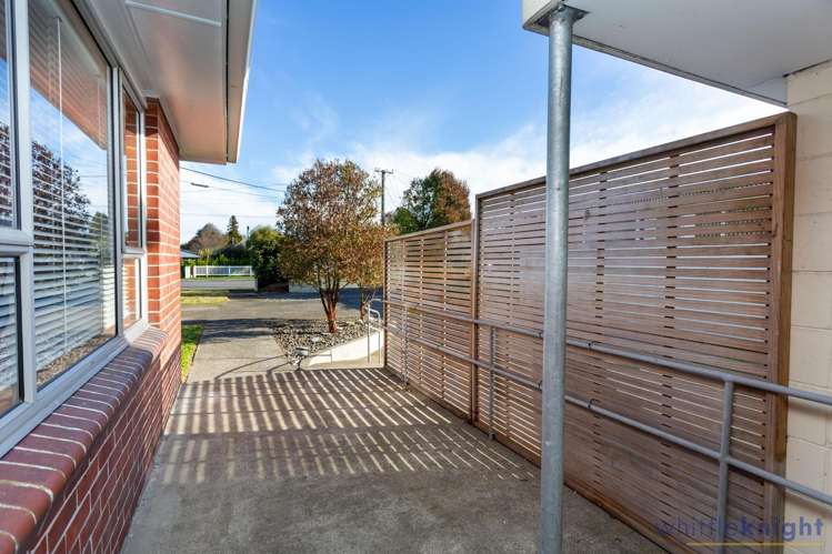 67 Neill Street Hornby_20