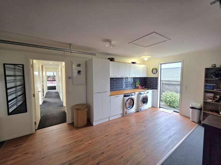 35 Keene Drive 10825_16