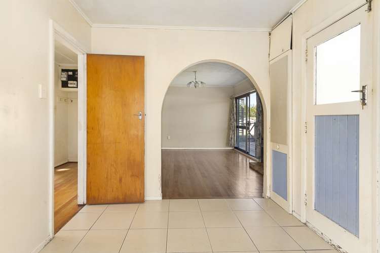 84 Coast Road Wainuiomata_6