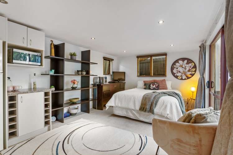 26 Meadowvale Rise Titirangi_14