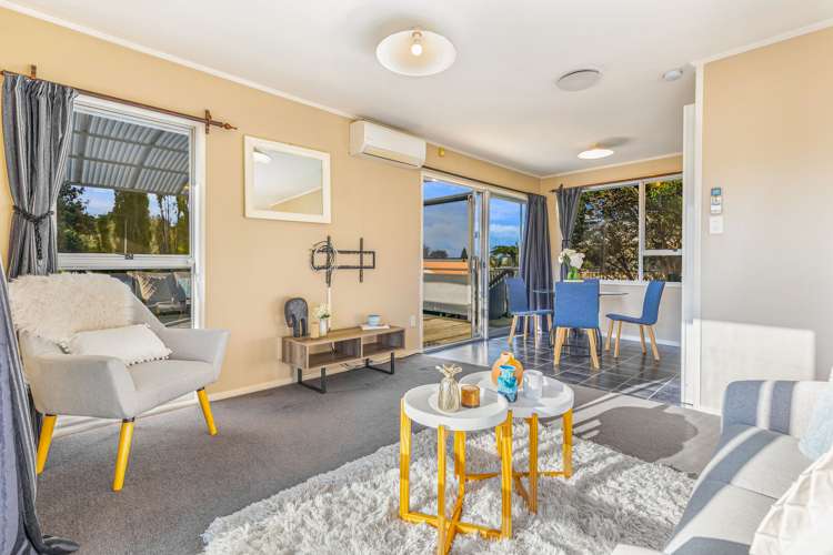 14 Camphora Place Ranui_13