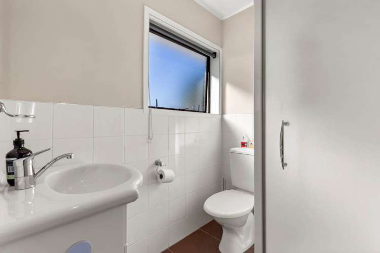 11 Hoylake Place Wattle Downs_14