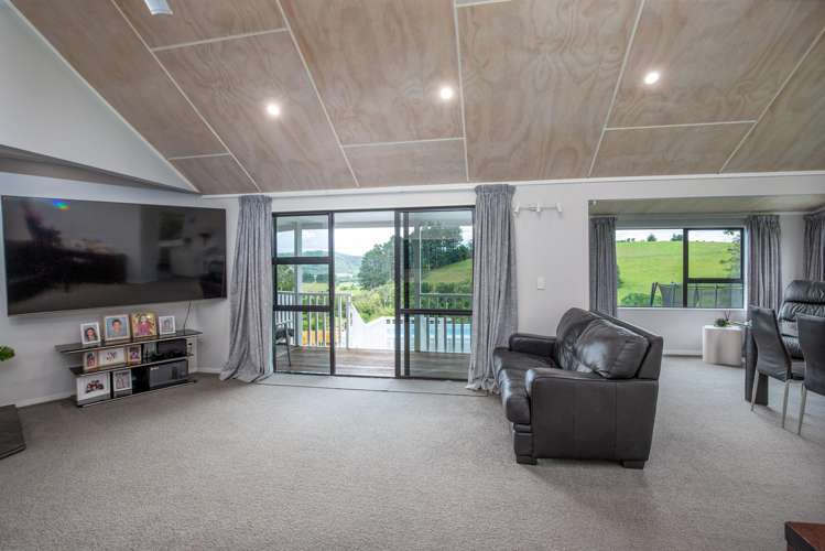 486 Pinnacle Hill Road Bombay_4