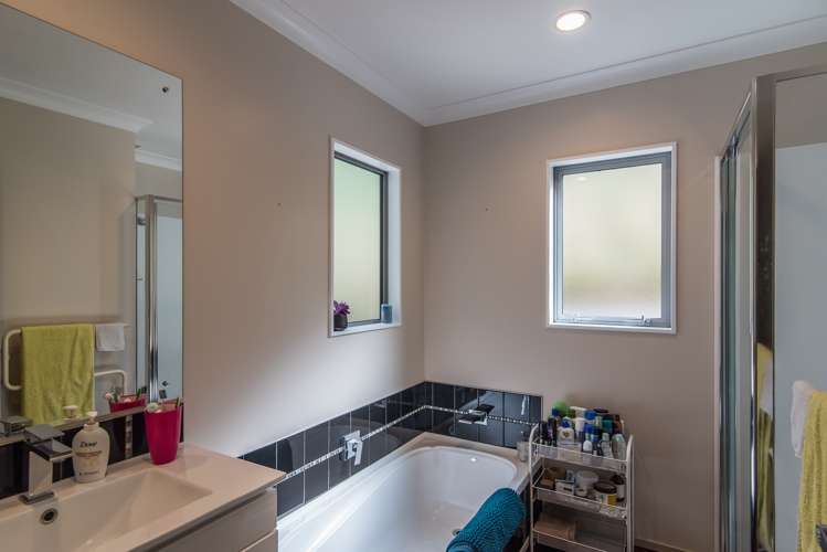 15 Kennedy Place Waikanae Beach_13