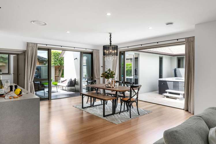 66 Palliser Drive Huntington_5