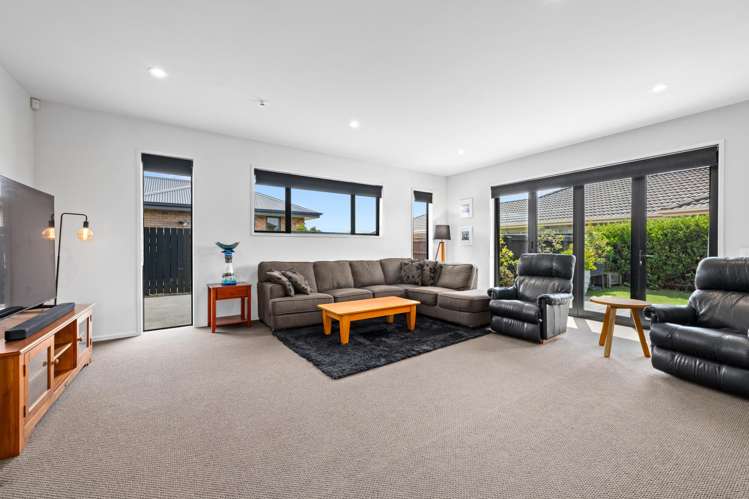 10 Silk Close Witherlea_19