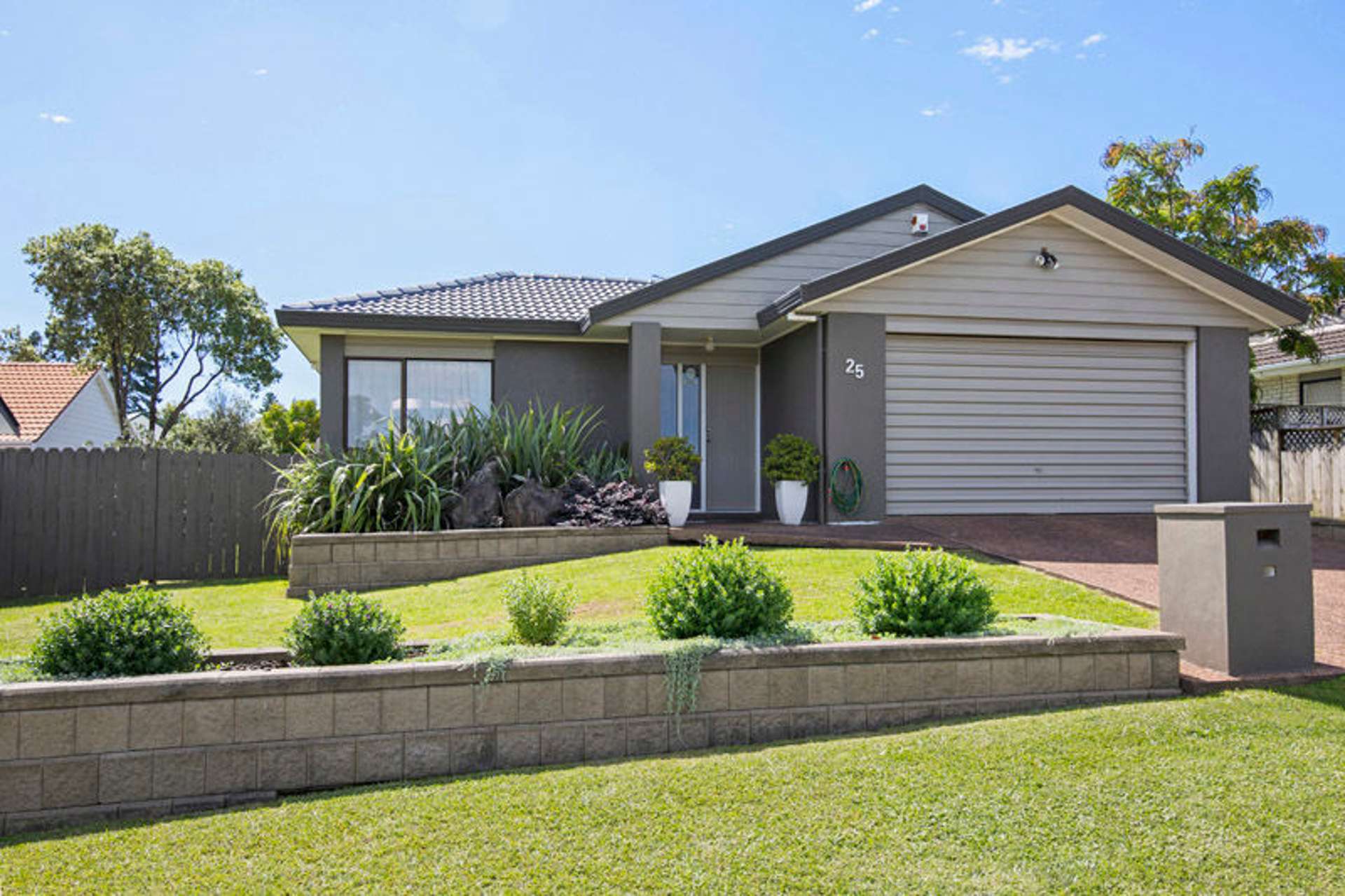 25 West Fairway Golflands Manukau City Houses for Sale One Roof