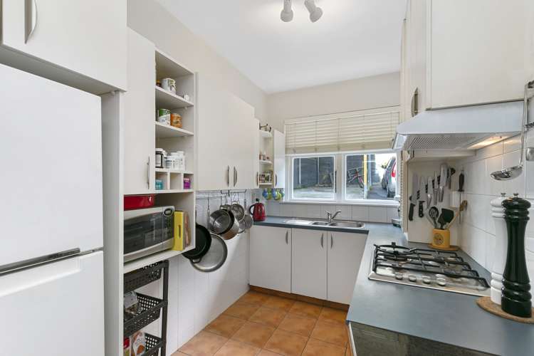 5/1 Rixon Grove Mount Victoria_10