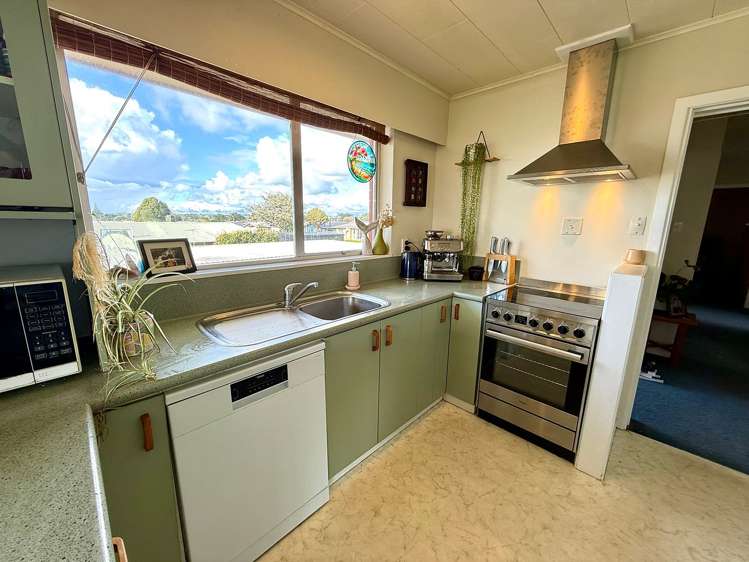 44 Hume Street Waitara_19