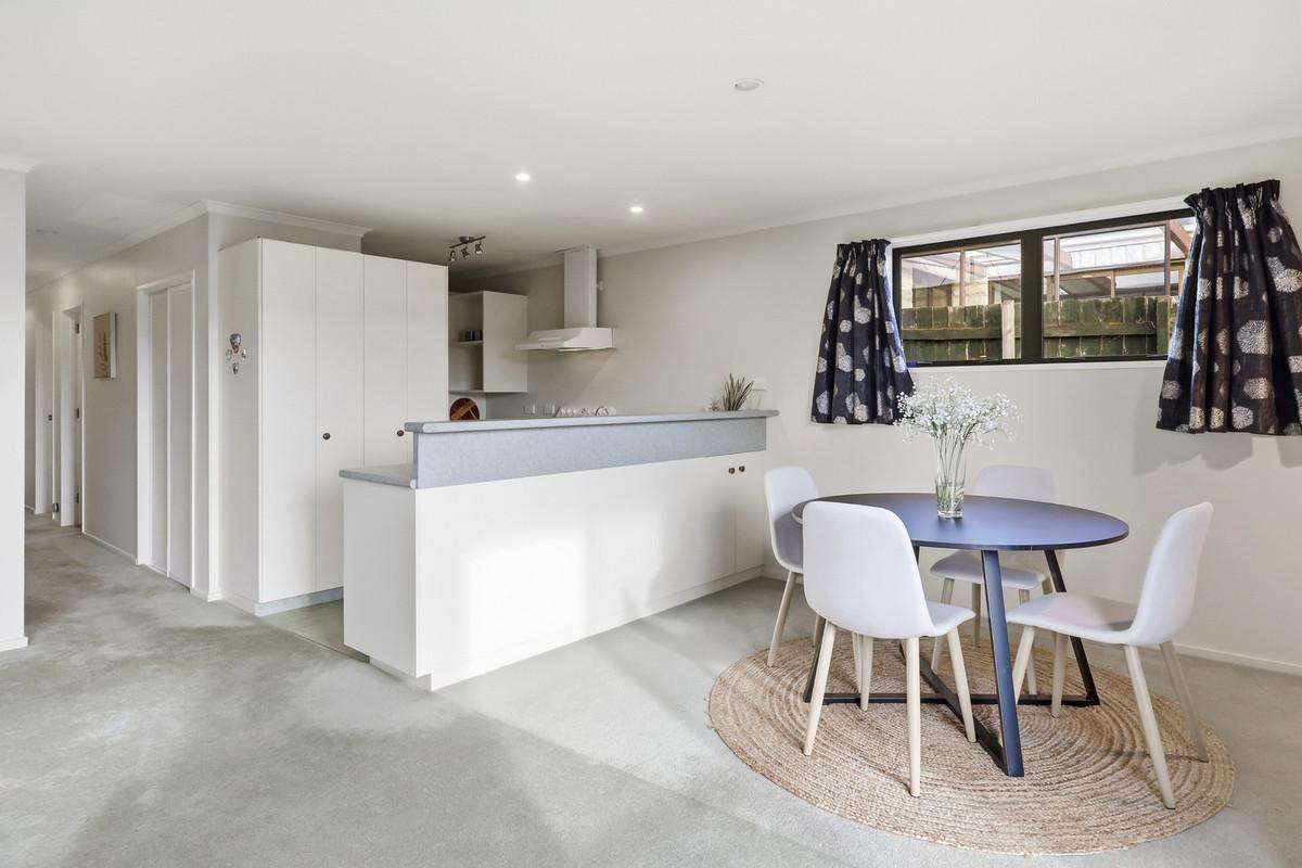 72 Highcliff Road_4