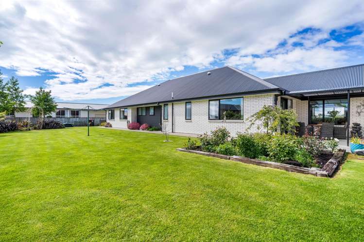 28 Talboys Drive Winton_1