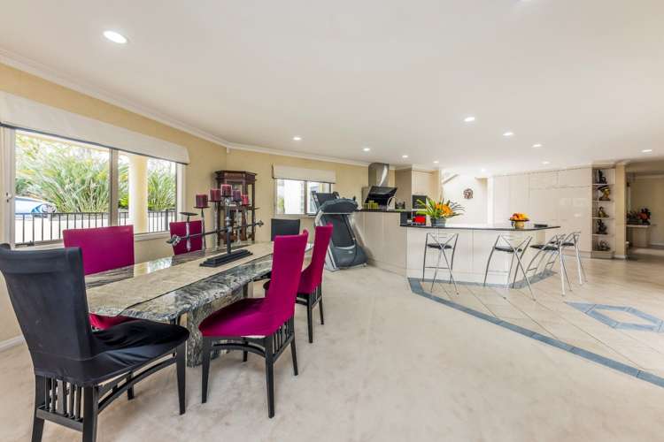 2 Anaheim Boulevard Shamrock Park_11