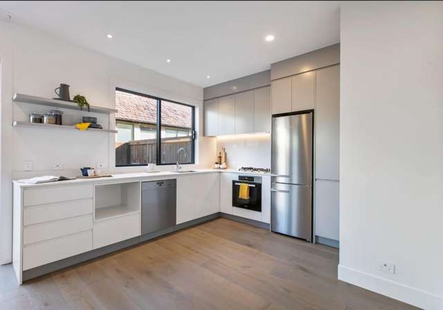 4 Finesse Lane Bucklands Beach_2