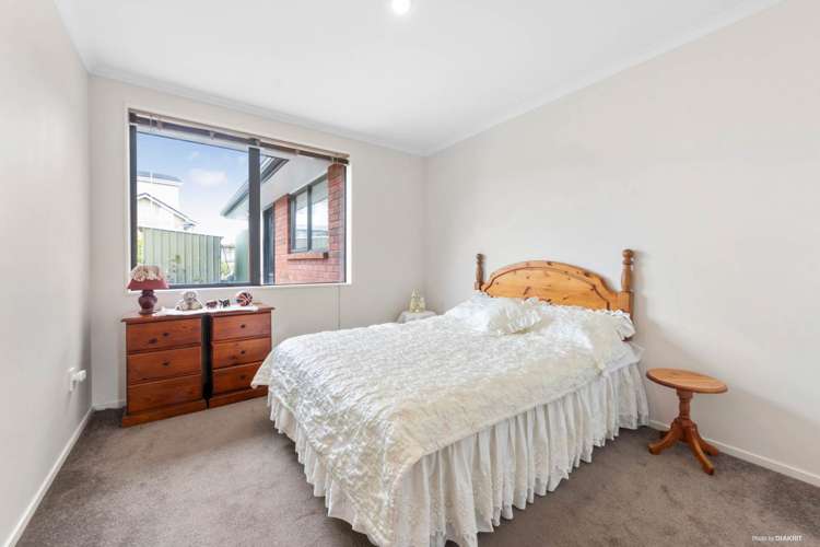 55 Tiriwa Drive Massey_14