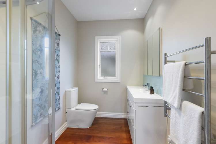 5 Hutchinson Avenue New Lynn_13