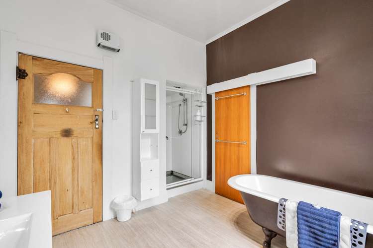 54 Earnslaw Street Avenal_28