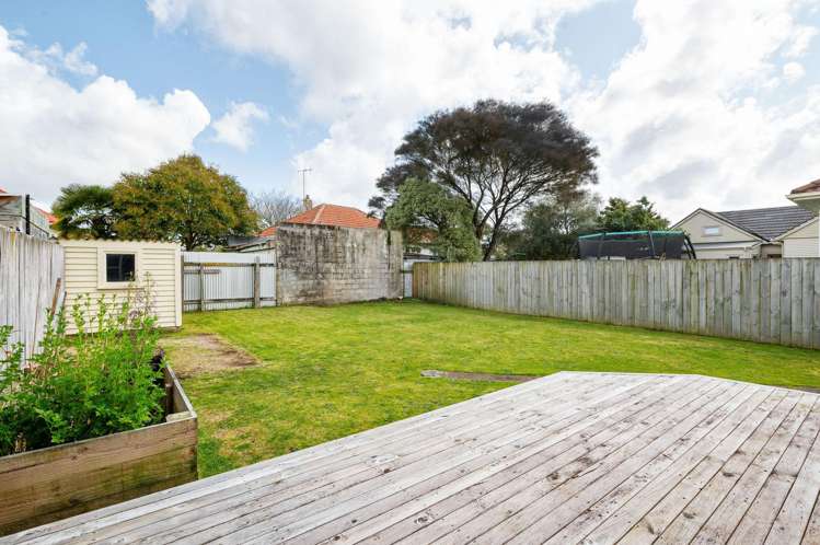 17 Plunket Terrace Hamilton East_7